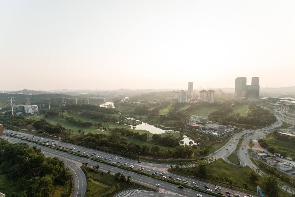 Conezion Residence Putrajaya 3Br6Pax Ioi City Mall Exterior photo