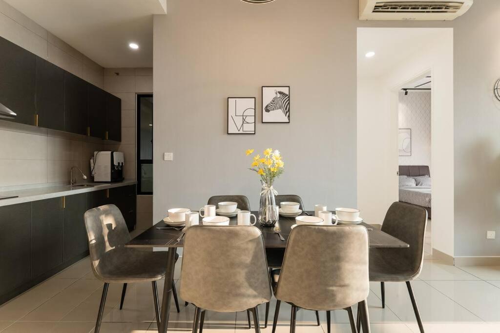 Conezion Residence Putrajaya 3Br6Pax Ioi City Mall Exterior photo